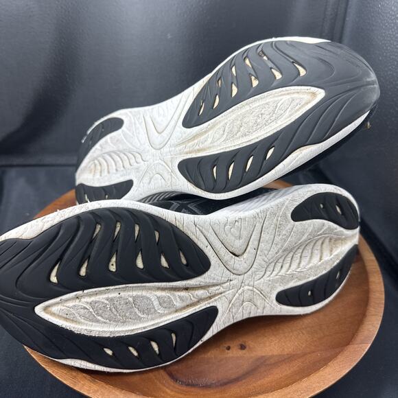 Asics Gel-Cumulus 25 Womens Size 9 Black White Athletic Running Shoes Sneakers - Picture 8 of 9